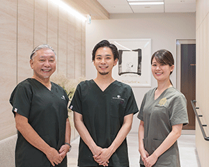 医療法人健志会　グラングリーン大阪ミナミデンタルクリニック